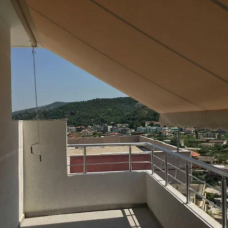 Renato's Apartament *